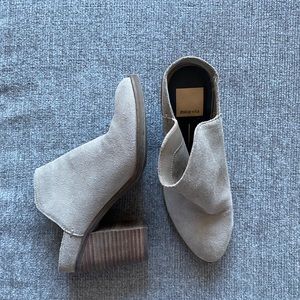 Dolce Vita Suede Heeled Miles (7.5)